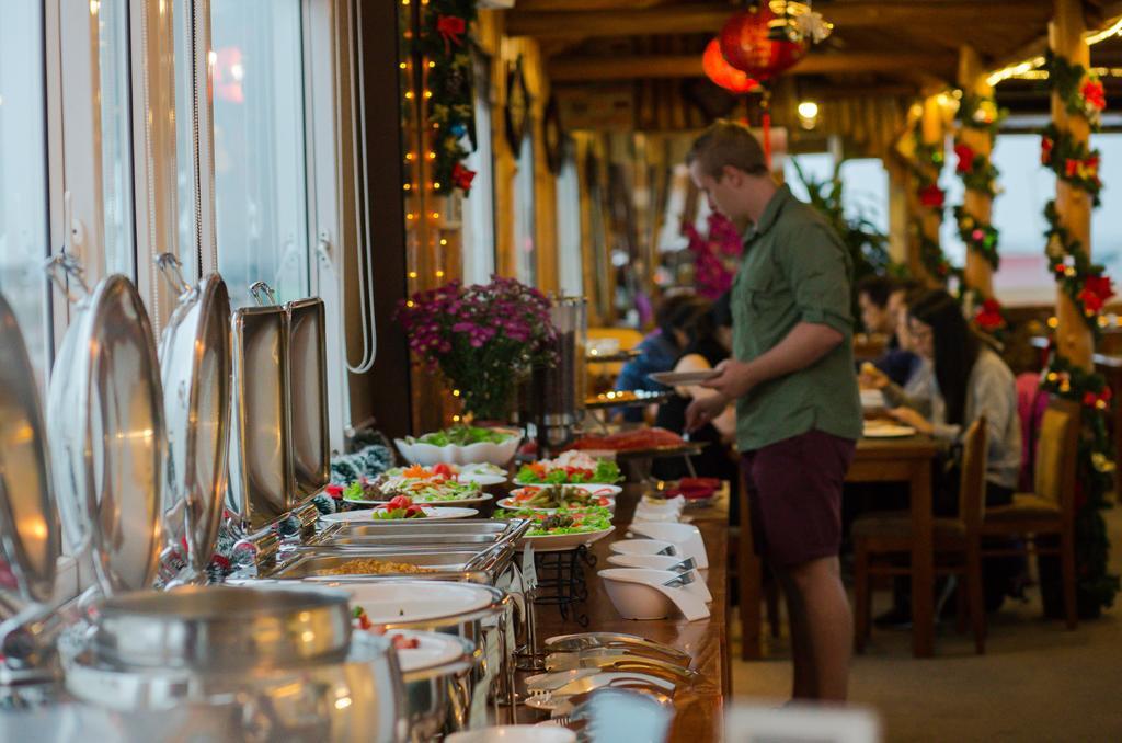 Viet View Hotel & Spa Ханой Екстериор снимка
