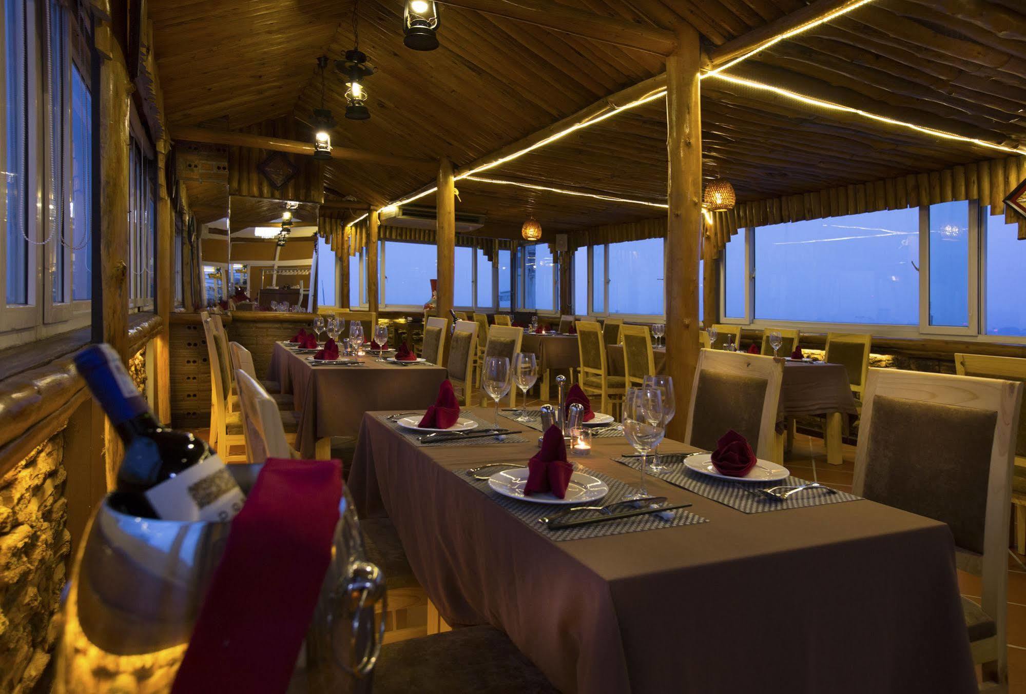 Viet View Hotel & Spa Ханой Екстериор снимка